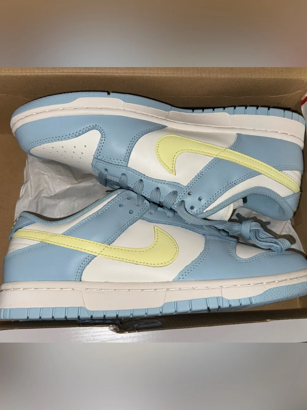 Women’s Nike Dunk Low Sneakers Sail/Citron Tint/Ocean Bliss Size 10 New In Box